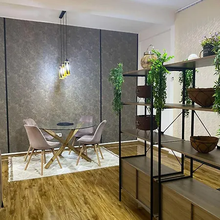 Apartman *